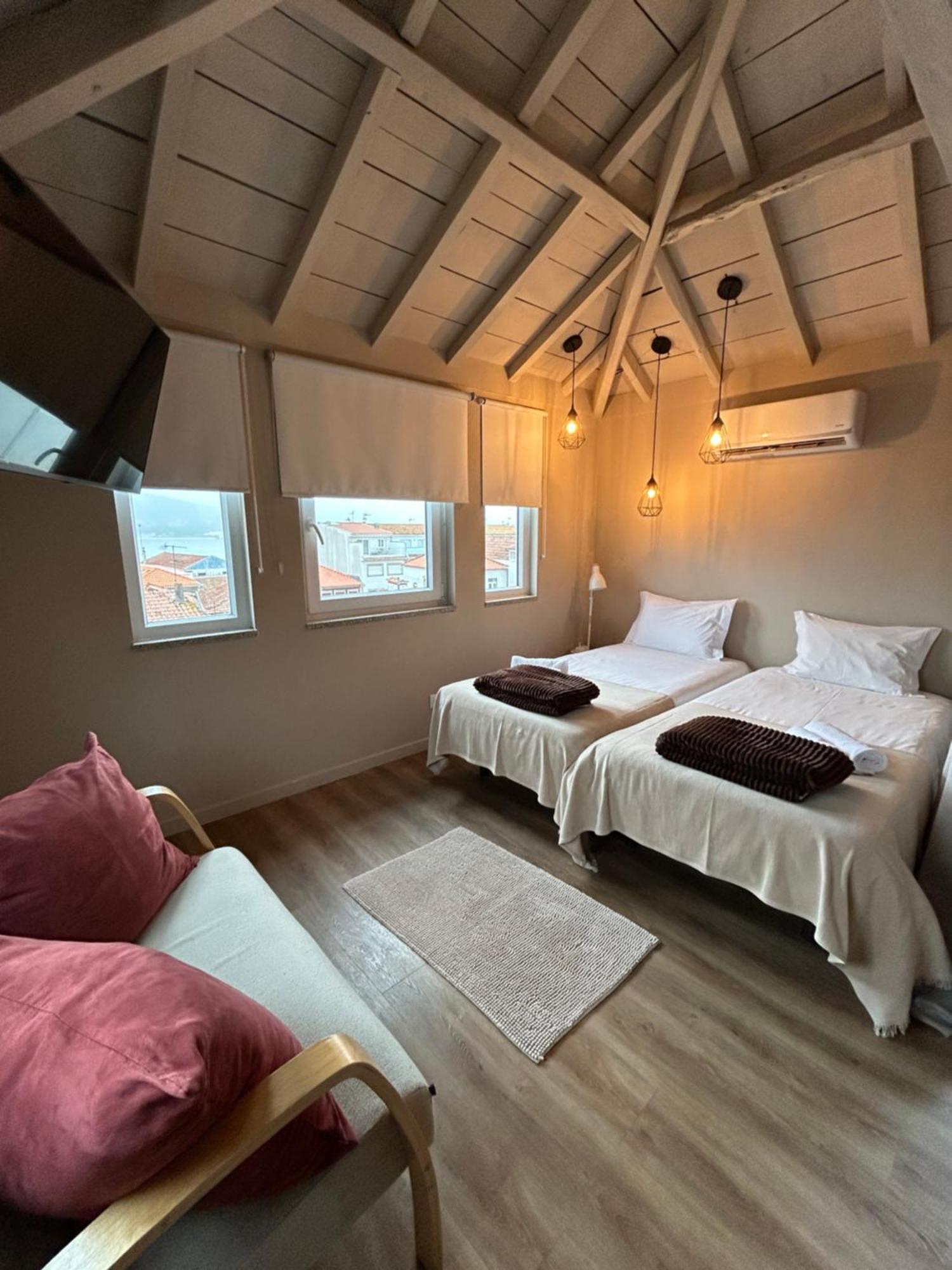 Апартаменты Casas Sebastiao - Tourist House Каминья Номер фото